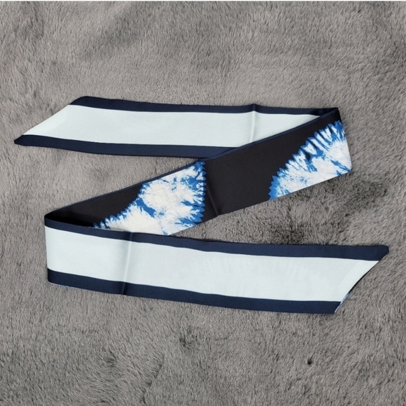 New Kaleidoscope Silk Skinny Scarf Twilly - Picture 4 of 6